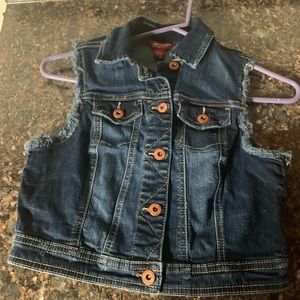 Sleeveless Jean Vest